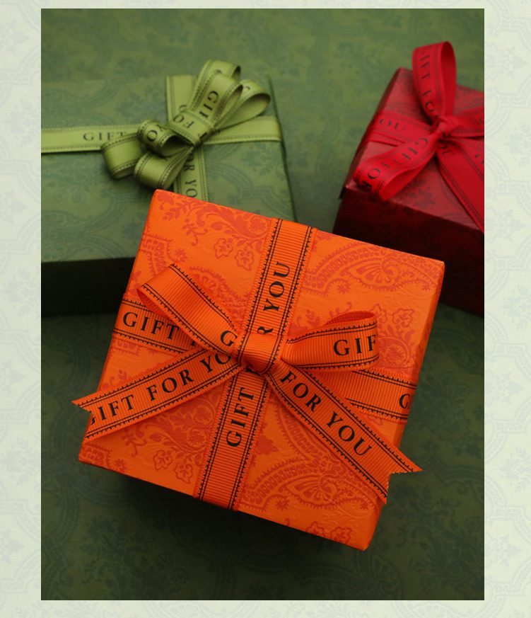 Vintage Embossed Wrapping Paper – 70x100cm Premium Gift Wrap in Four Colors 9 Embossed Wrapping Paper