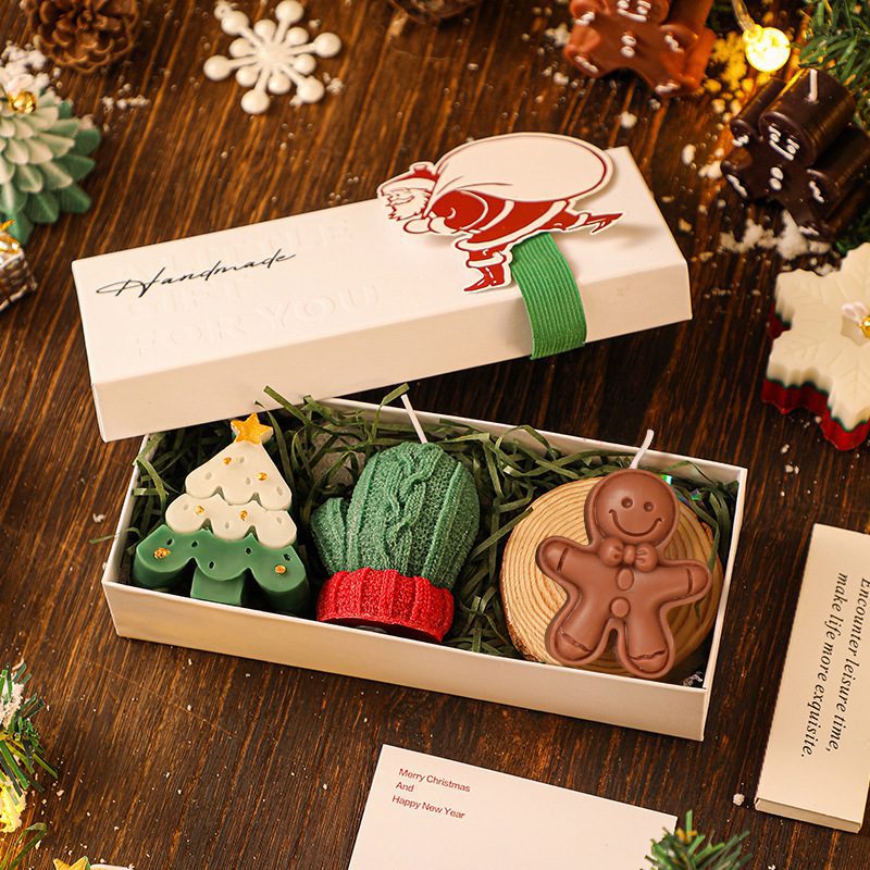 Christmas Candles Gift Box Christmas Tree, Gloves & Gingerbread Man Christmas Candles Gift Box