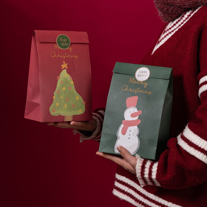 Festive Christmas Gift Bag – Holiday Packaging for Treats & Gifts Christmas gift bag