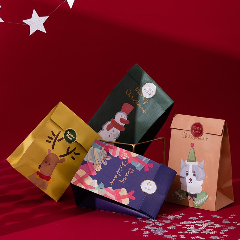 Festive Christmas Gift Bag – Holiday Packaging for Treats & Gifts Christmas gift bag